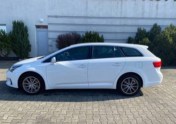 Toyota Avensis cena 35900 przebieg: 181000, rok produkcji 2012 z Łask małe 277